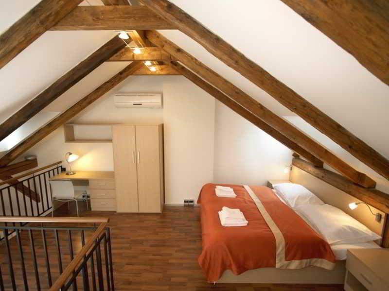 Residence U Cerne Veze Ceske Budejovice Eksteriør bilde