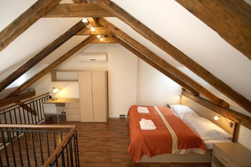 Residence U Cerne Veze Ceske Budejovice Rom bilde