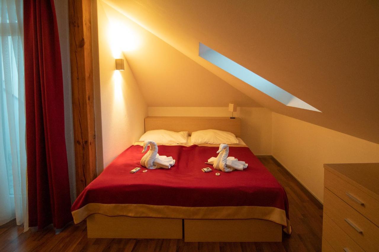 Residence U Cerne Veze Ceske Budejovice Eksteriør bilde
